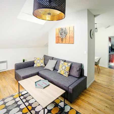T3 Duplex Hypercentre Cholet Logement Entier 3 Lits Exterior photo